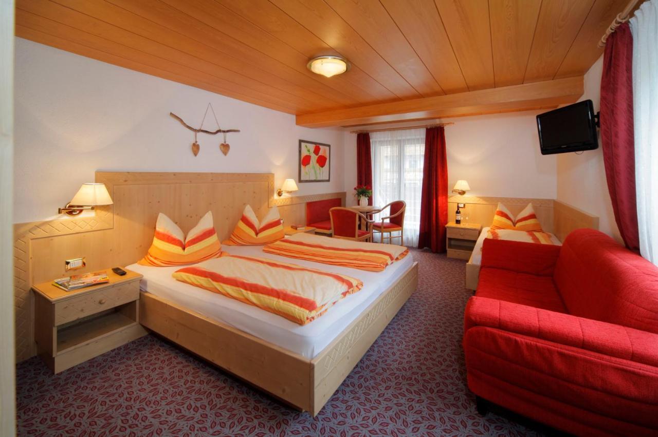 Alpshotel Bergland Pfelders Εξωτερικό φωτογραφία