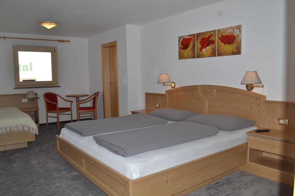 Alpshotel Bergland Pfelders Εξωτερικό φωτογραφία